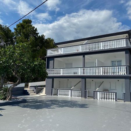Apartmani Anita สตารีกราด-ปาเคลนีซา ภายนอก รูปภาพ