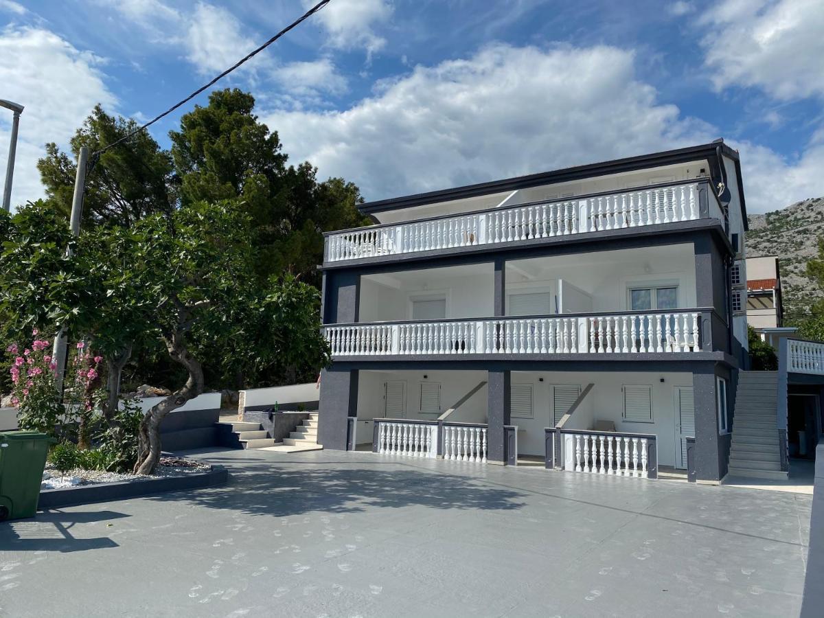 Apartmani Anita สตารีกราด-ปาเคลนีซา ภายนอก รูปภาพ