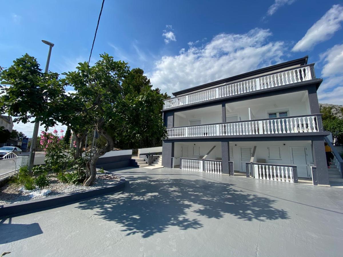 Apartmani Anita สตารีกราด-ปาเคลนีซา ภายนอก รูปภาพ