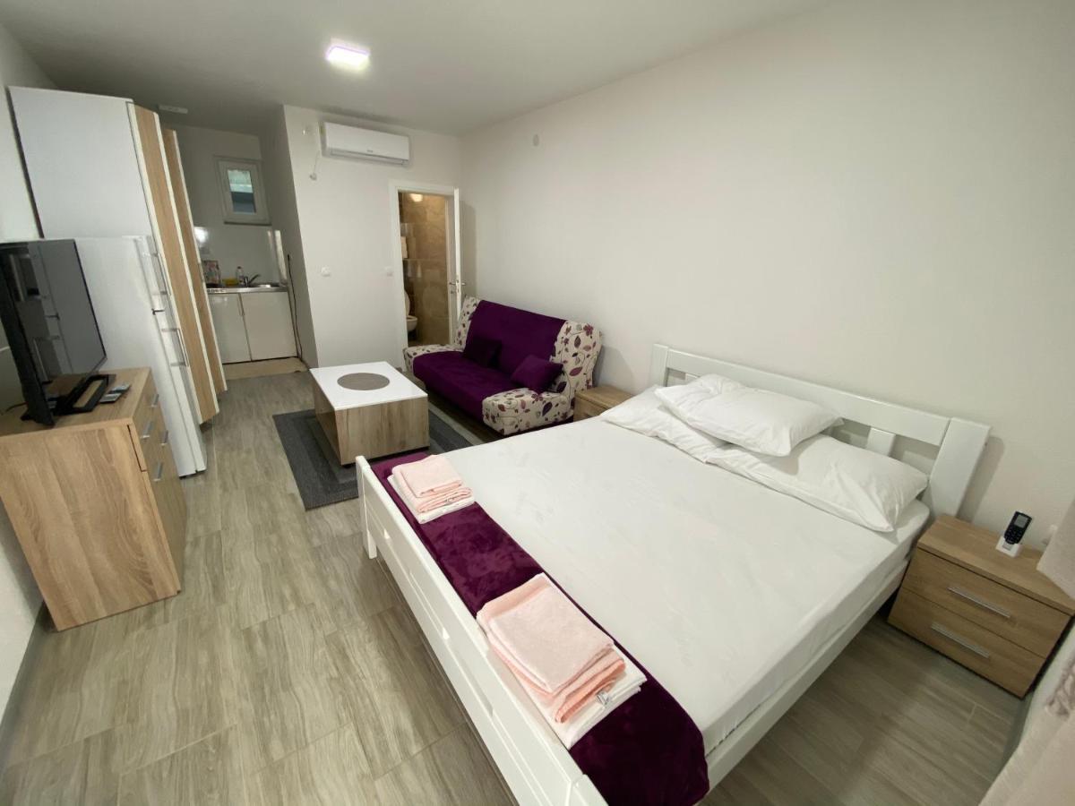 Apartmani Anita สตารีกราด-ปาเคลนีซา ภายนอก รูปภาพ