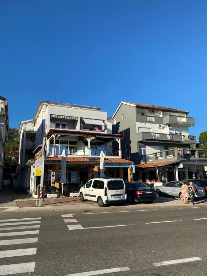 Apartmani Anita สตารีกราด-ปาเคลนีซา ภายนอก รูปภาพ