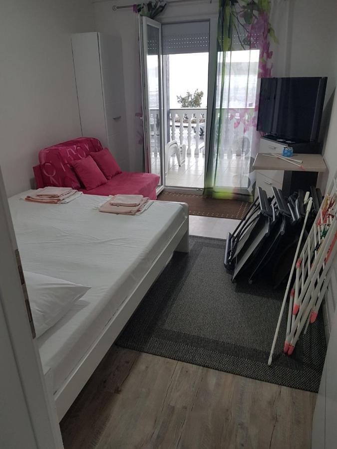 Apartmani Anita สตารีกราด-ปาเคลนีซา ภายนอก รูปภาพ