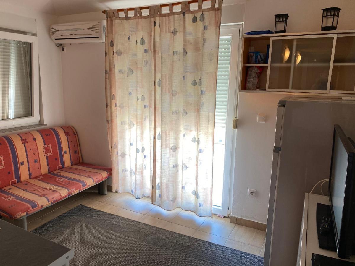 Apartmani Anita สตารีกราด-ปาเคลนีซา ภายนอก รูปภาพ